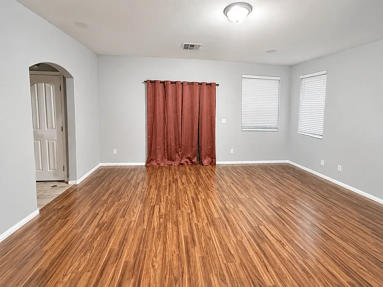 249 Jessica Grove St — Photo 11
