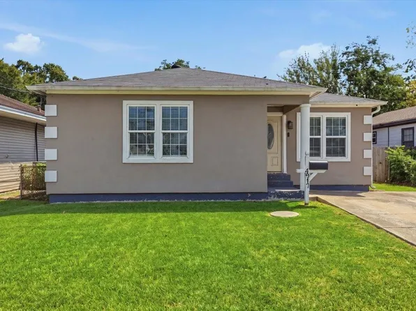 4917 Garfield Ave, Groves, TX 77619