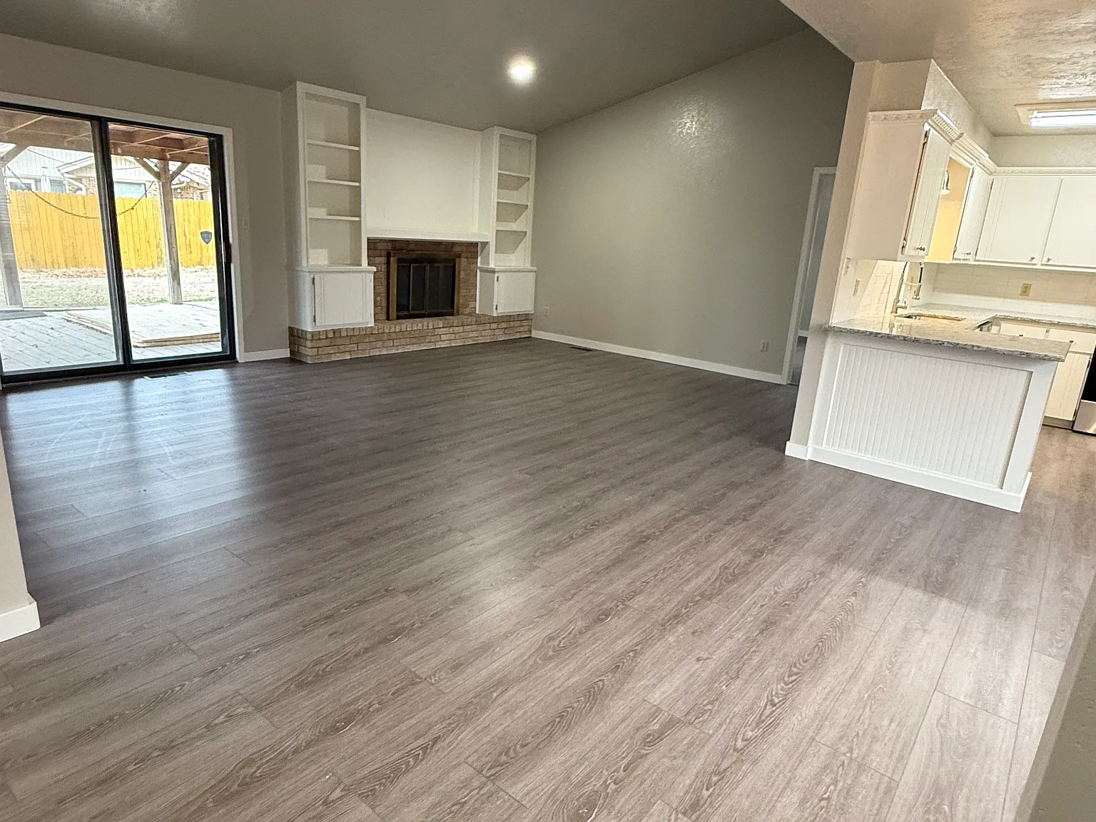 1609 Vanessa Dr — Photo 2