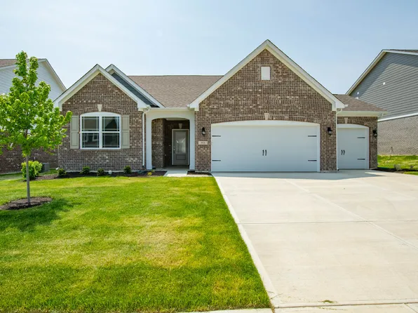 973 Ridge Rock Ln, Bargersville, IN 46106