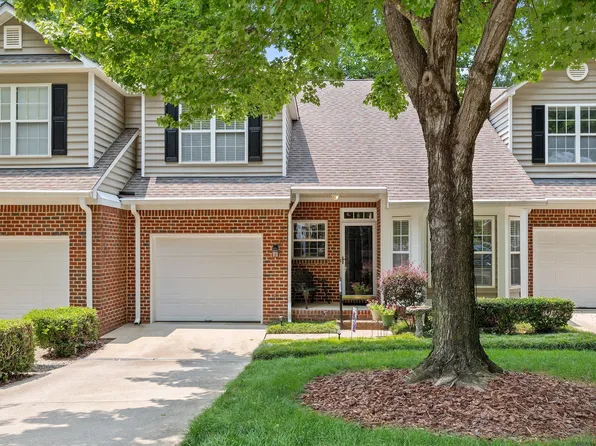 8735 Courage Ct, Raleigh, NC 27615