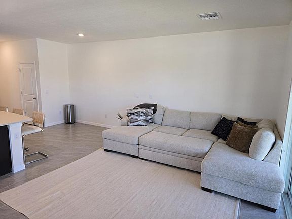 5th image of 11199 Crescent Deer Dr