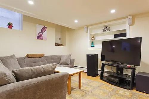75 Park St Photo 1