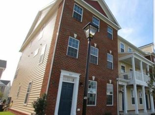 317 Waterside Dr #317, Hampton, VA 23666