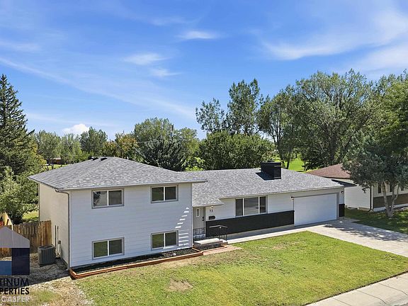 3rd image of 73 Valley Dr