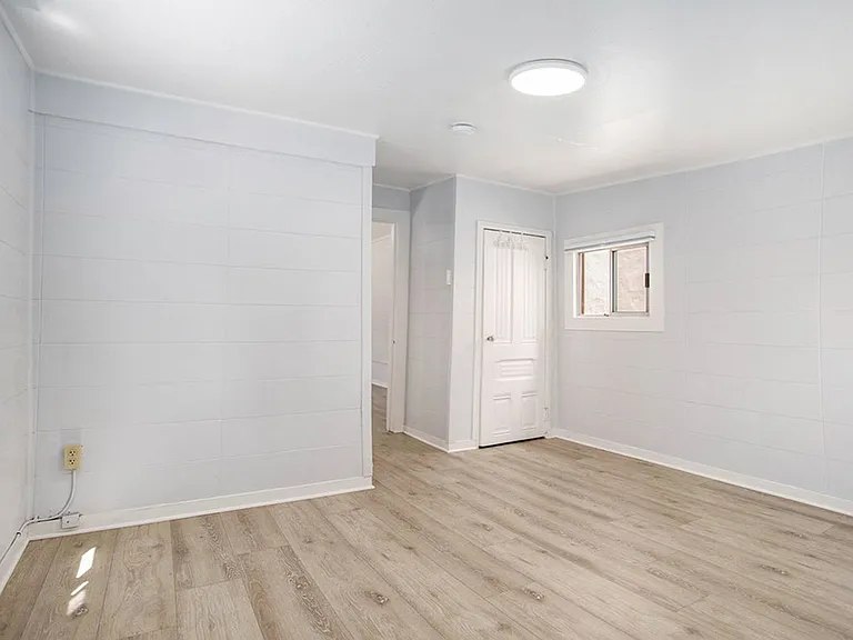 531 Taylor Ave — Photo 2