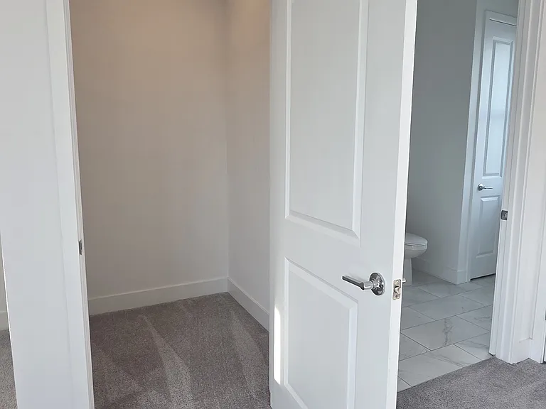 2511 N Grady Ave #6 — Photo 34