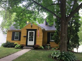 516 William St, Excelsior, MN 55331