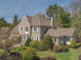 11 Sgt Roode Ln, Middleton, MA 01949