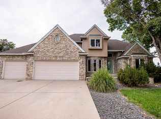 633 S Hahns Peak Ave, Pueblo West, CO 81007