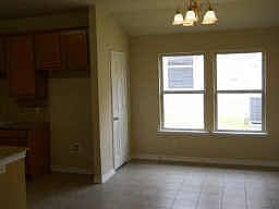 4th image of 1813 Vista Royale Ct