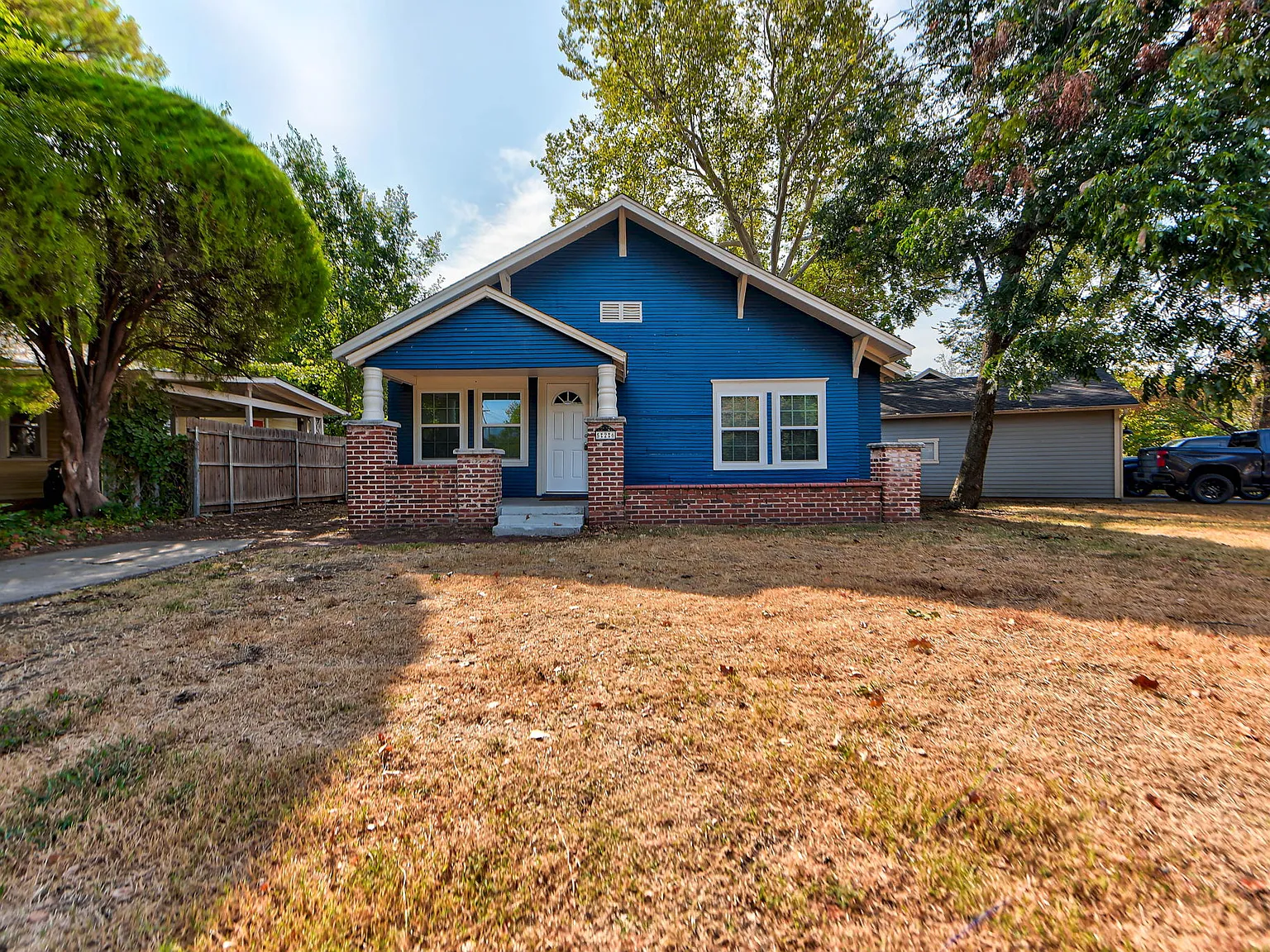 526 West Comanche Street - 1 — Photo 1