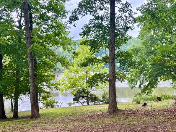 1154 Hyco Hills Rd, Semora, NC 27343