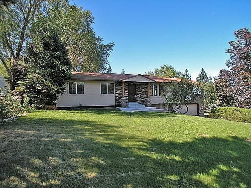 1st image of 3677 W 9220th St N