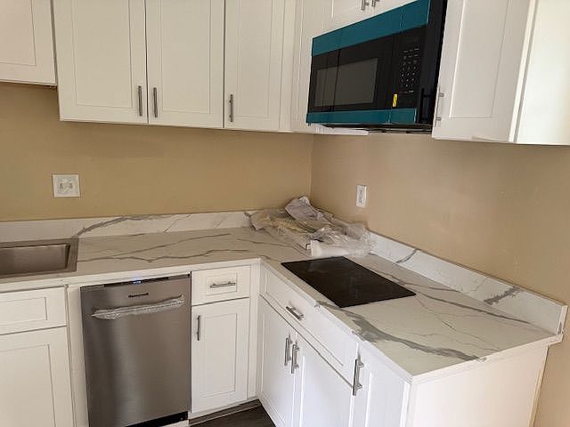 1st image of 2519 Maple St