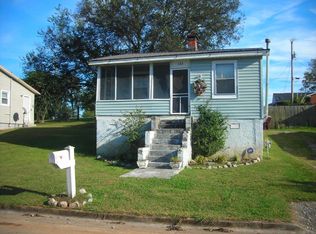 133 W Newcomen St, Alcoa, TN 37701