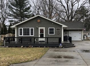 700 N June Dr, Mears, MI 49436