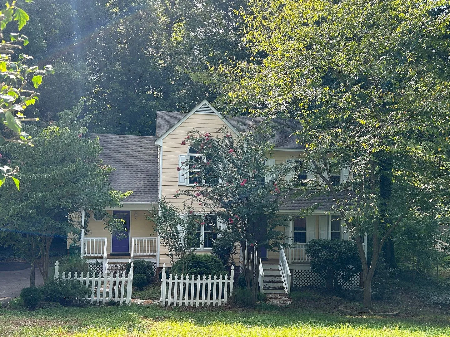 Spacious 3BR Deer Run Home on Cul-de-Sac — Photo 1