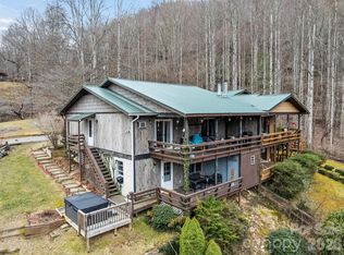 102 Sanctuary Rd #B, Maggie Valley, NC 28751