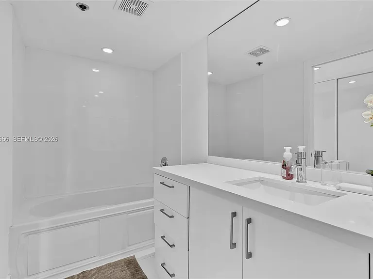 251 Crandon Blvd #322 — Photo 17