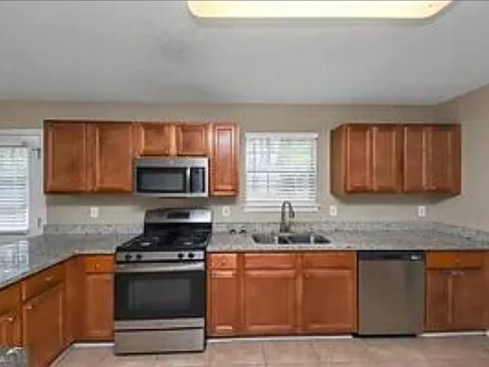 358 Ermines Way