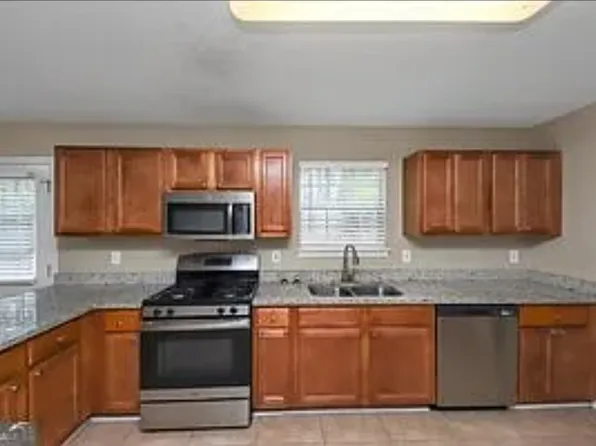 358 Ermines Way, McDonough, GA 30253