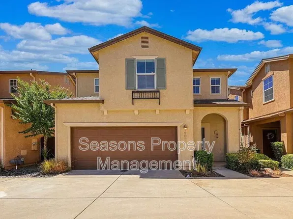 2035 Vienna Way, Redding, CA 96003