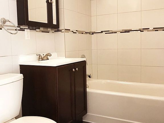 4th image of 14-34 31st Ave #5A