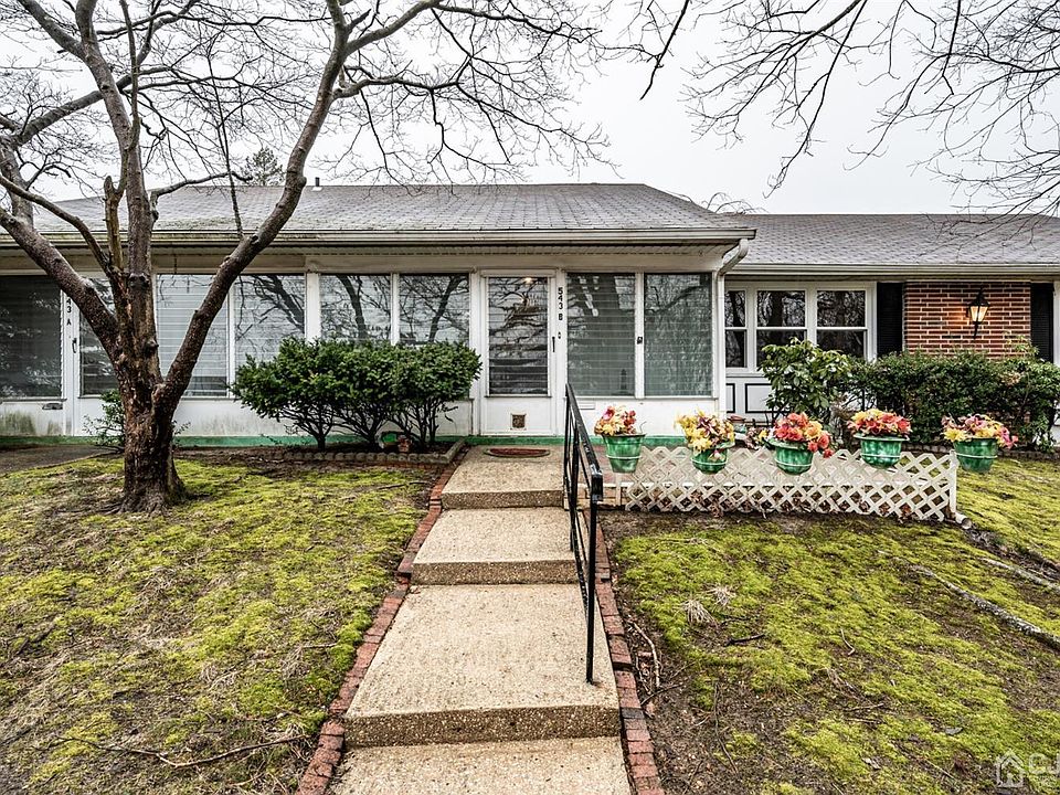 1st image of B Sheffield Ct #1002