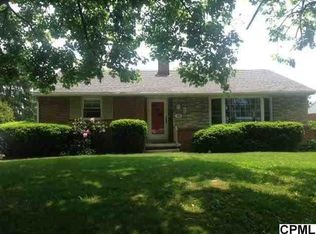 34 Elm Ave, Elizabethtown, PA 17022