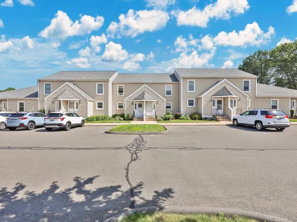 2 The Hamlet APT G, Enfield, CT 06082