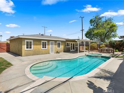 8072 Kiner Dr, Huntington Beach, CA, 92646