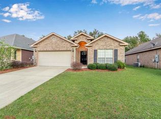 5200 Parkside Dr, Pace, FL 32571