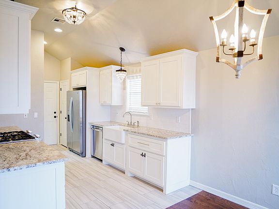 5th image of 10417 NW 42nd St