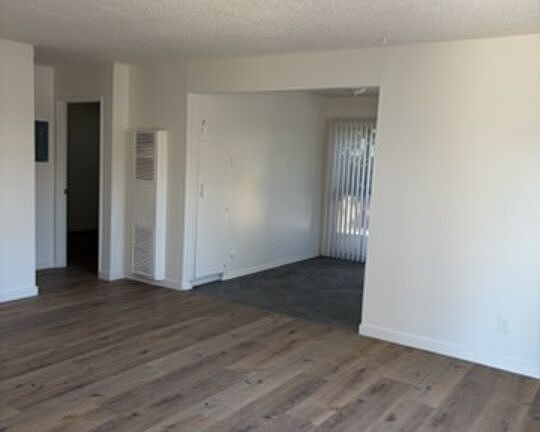 3rd image of 3119 W 71st St Unit 2