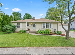 841 Sheboygan St, Menasha, WI 54952