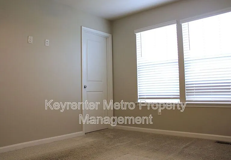 9818 Ruby Lockhart Blvd — Photo 33