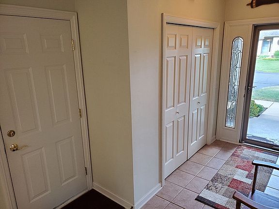 5th image of 4906 Barnsley Dr