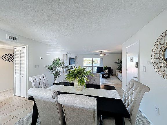 4th image of 626 Orange Dr APT 242