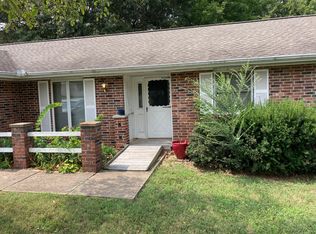 310 Cherry Ln, Mountain Home, AR 72653