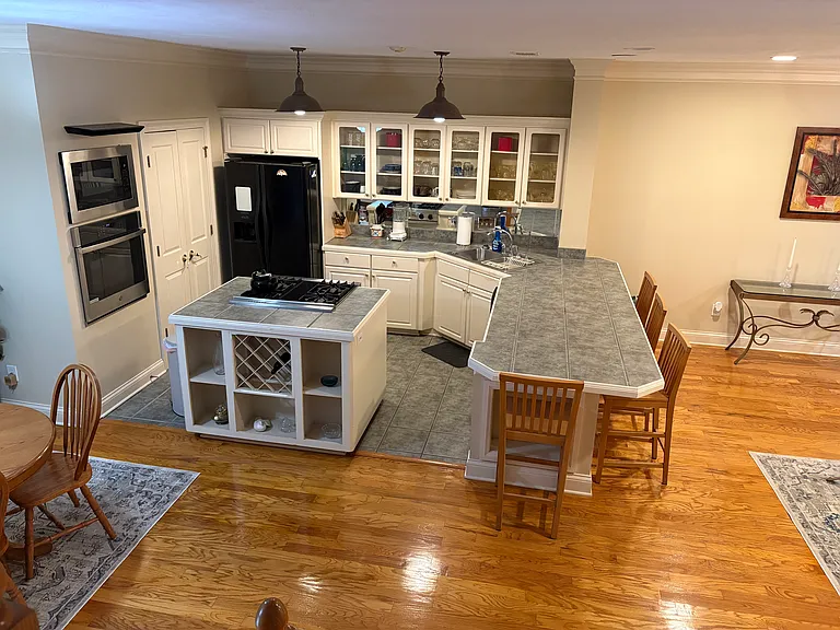 15 Charleston Cir — Photo 6