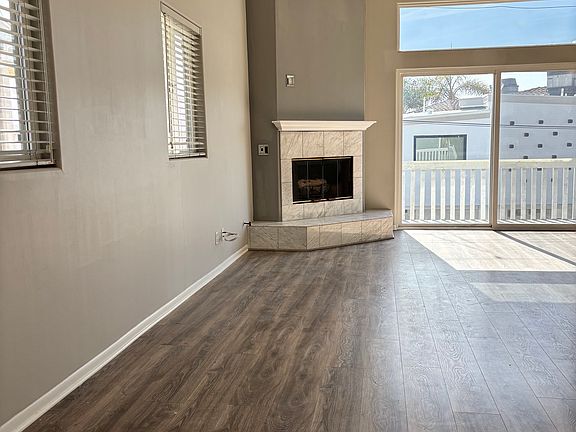 3rd image of 408 Clubhouse Ave #B