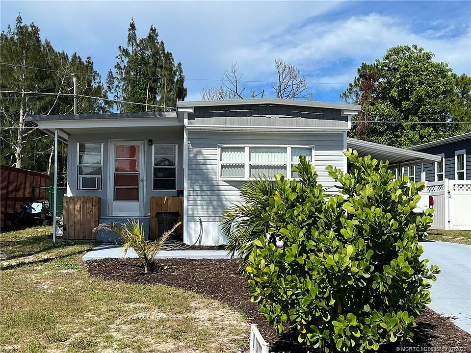 1st image of 8081 SE Skylark Ave