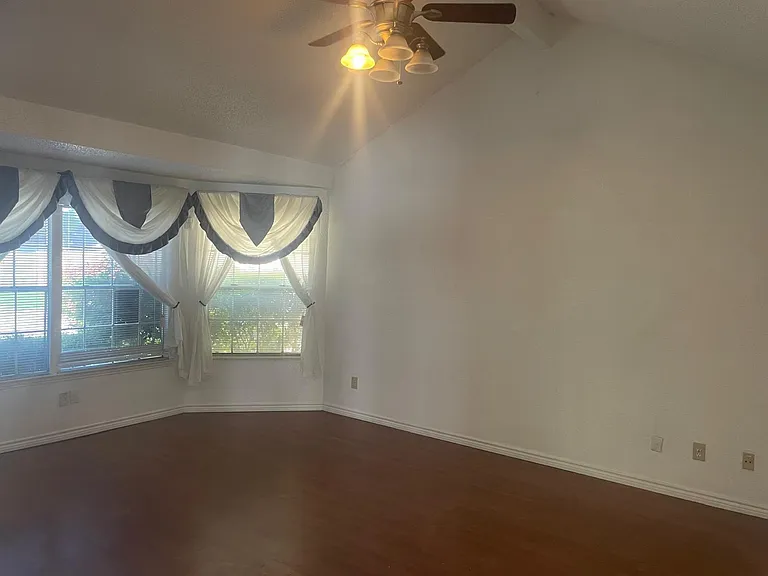 12915 Ashford Knoll Dr — Photo 13