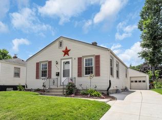 1914 Russet St, Racine, WI 53405