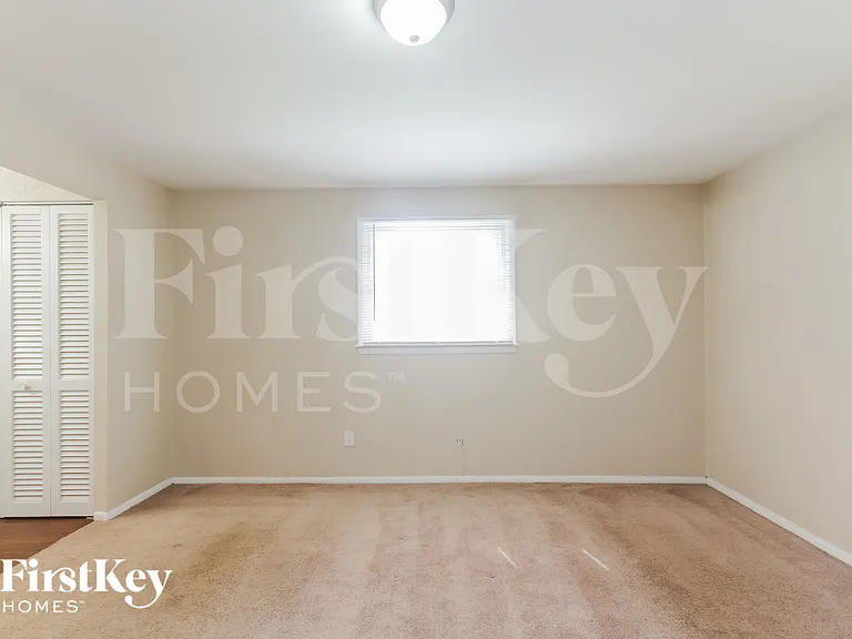 1733 Alimingo Dr — Photo 10