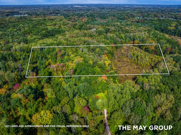 3363 Thirteen Mile Rd NE, Rockford, MI 49341