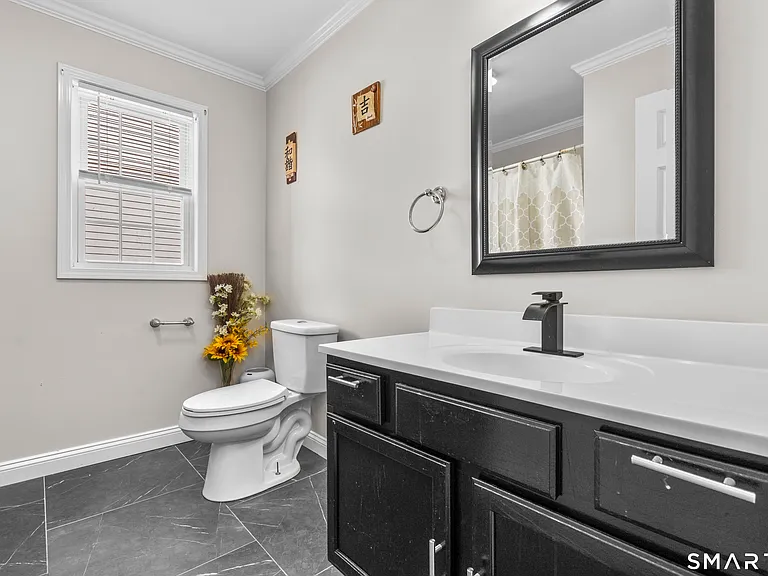 21 Hinman St #2 — Photo 4