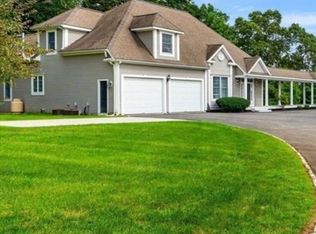 32 & 34 Autumn Ridge Rd #32, Berlin, MA 01503