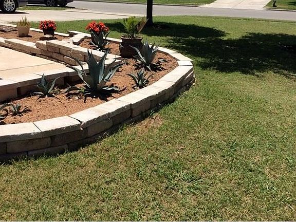4th image of 329 Indian Paintbrush Dr
